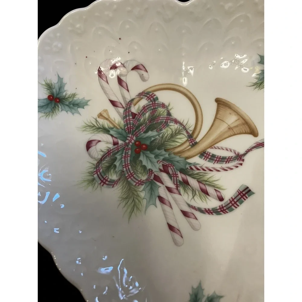 Mikasa Noel Jubilation Bone China Heart Trinket Dish B2101 Japan